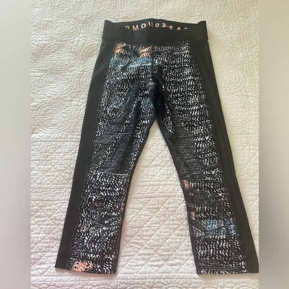 Under Armour Compression Pants. Size Medium - Picture 1 of 8